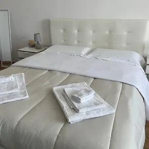 Cavour16 Rent Bedrooms Bed & Breakfast Genova